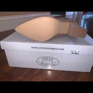 Steve Madden knee high tan suede boots. NEVER WORN